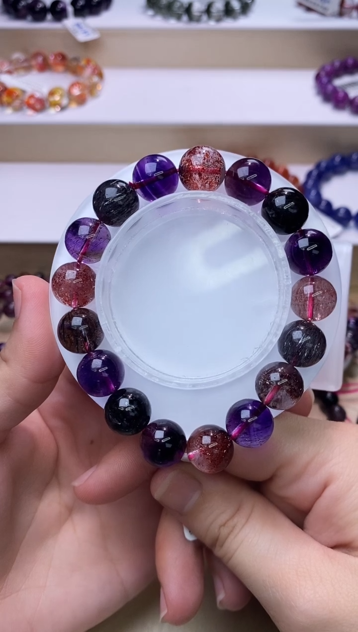 【闪购商品】水晶手链未镶嵌黑加仑超七单圈12m+
