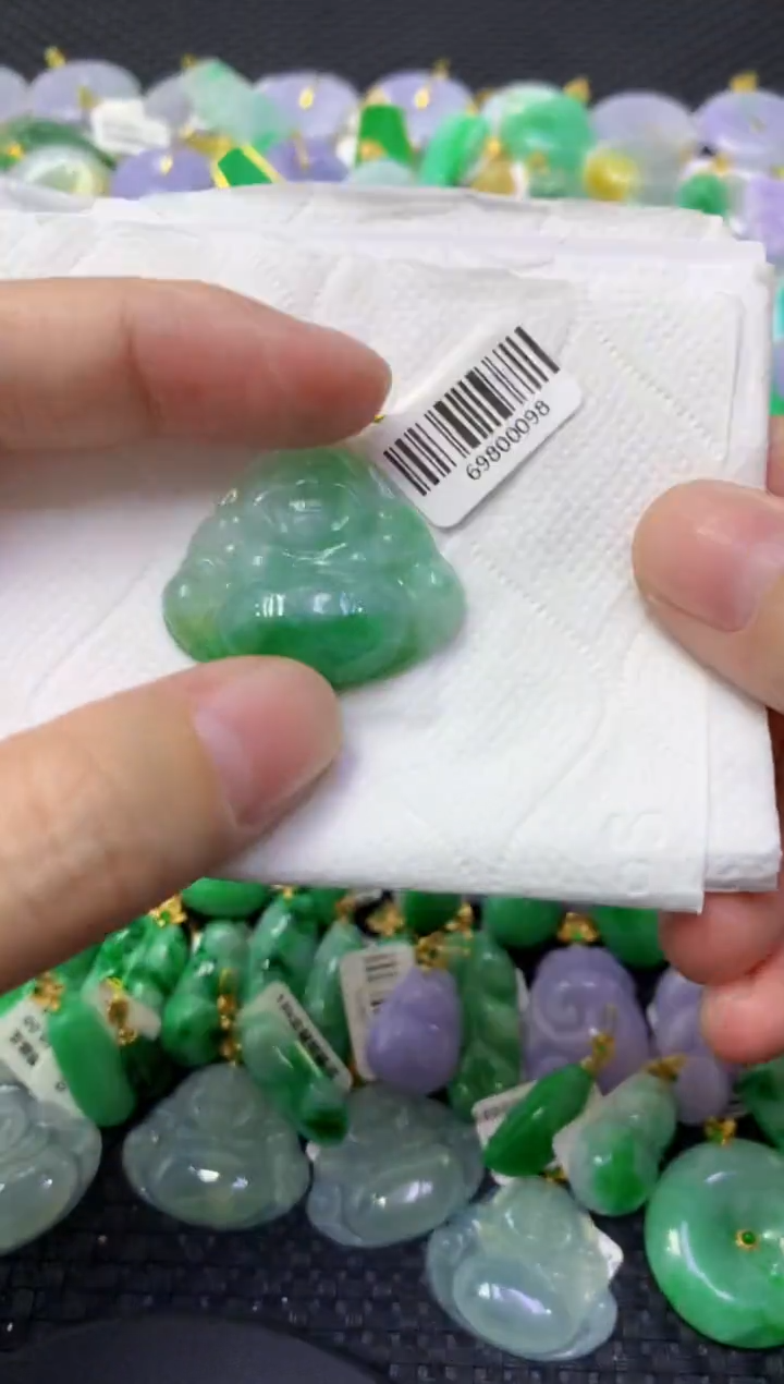 颈饰未镶嵌翡翠天然缅甸翡翠A货