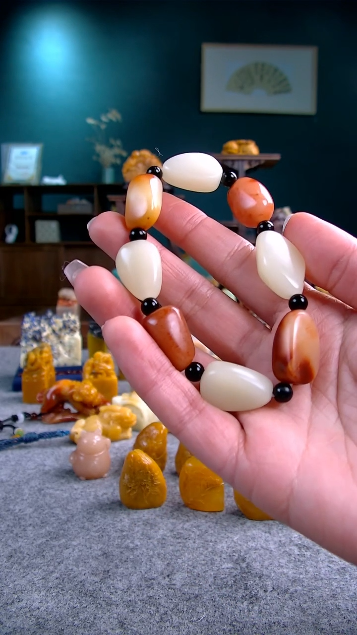 【闪购商品】寿山石芙蓉手串8颗2.1*1.5*0.8