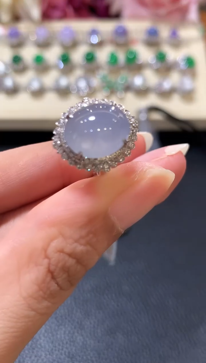 18K金镶嵌戒指翡翠z110 紫色有色差