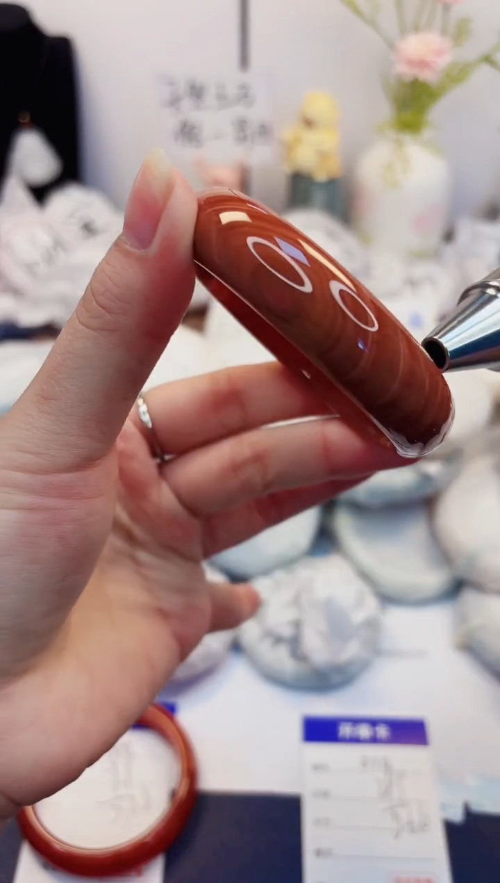 【闪购商品】石英质玉手镯未镶嵌310-玛瑙-圈口56