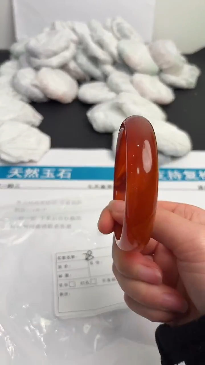 手镯玛瑙/玉髓未镶嵌玥玥珠宝028