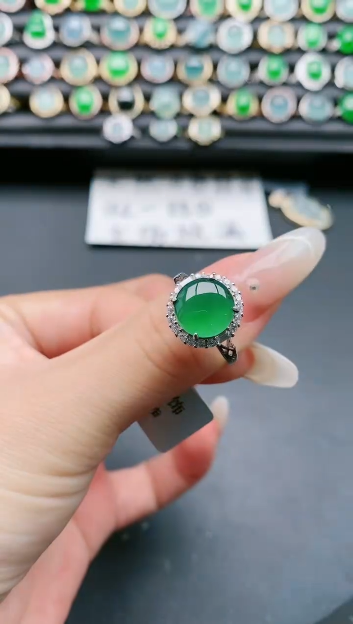 【闪购商品】翡翠戒指银S925镶嵌111111