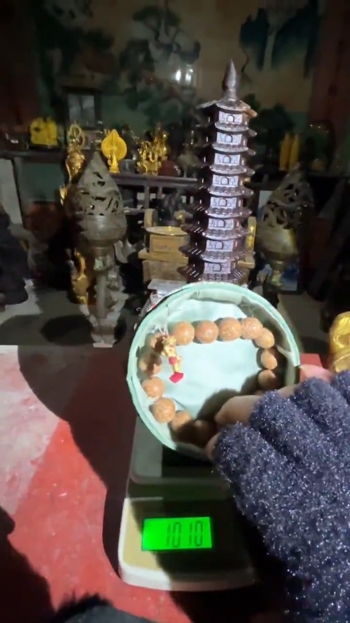 【闪购商品】滴血莲花菩提吊坠1