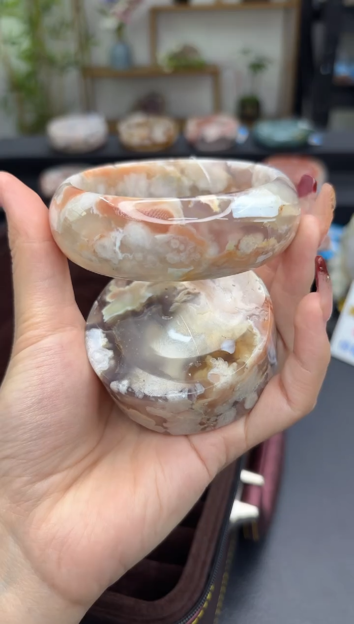 【闪购商品】石英质玉手镯未镶嵌C435(63圈赠送镯心)