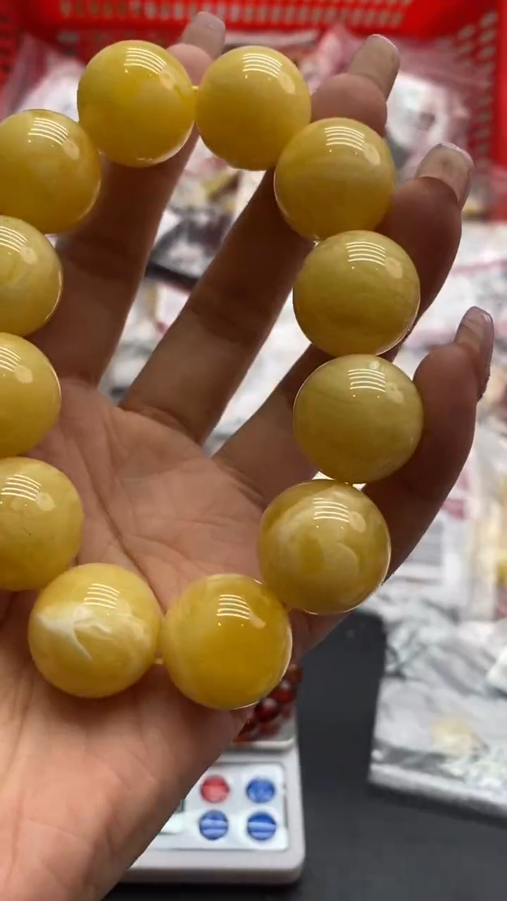 琥珀未镶嵌珠宝奇石64