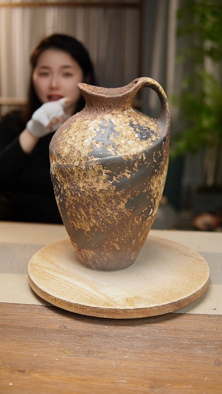 【闪购商品】陶瓷  花器诧寂棕奶壶