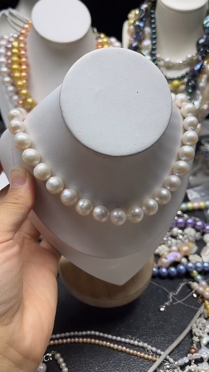 颈饰未镶嵌淡水珍珠多人