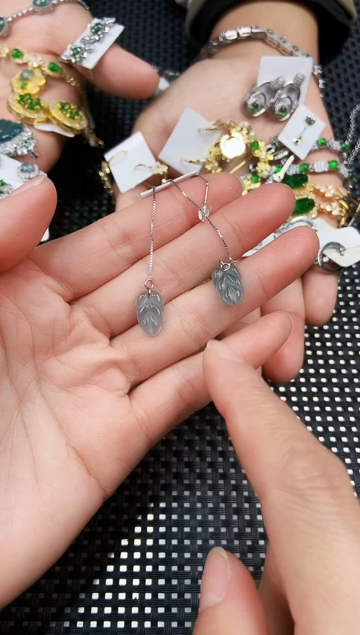【闪购商品】翡翠耳饰未镶嵌111111111
