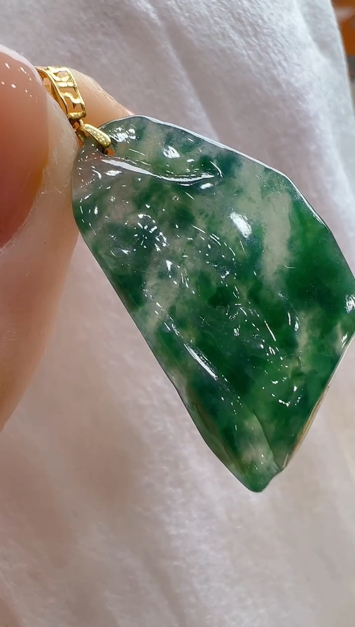 【闪购商品】翡翠吊坠(不含链)18K金镶嵌多样性发货拍一发一