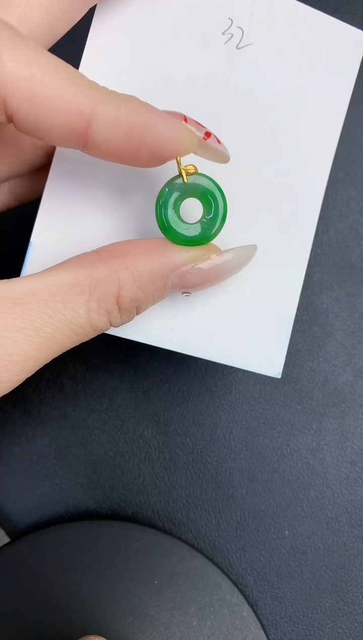 【闪购商品】翡翠颈饰18K金镶嵌00000000000