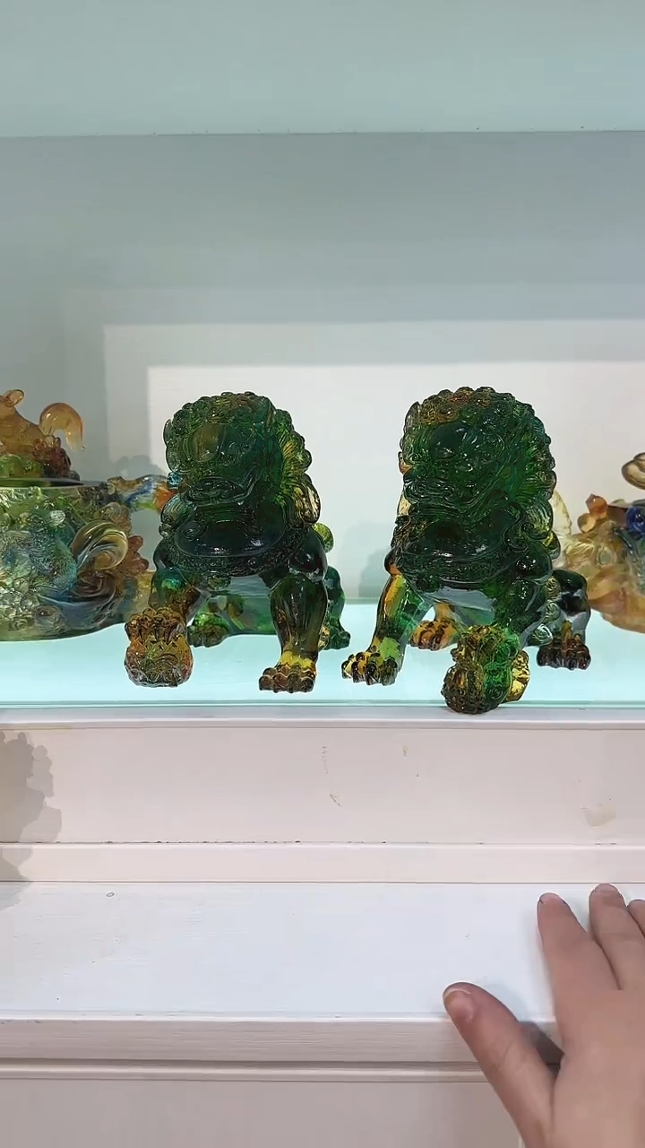手工艺品琉璃大狮子一对