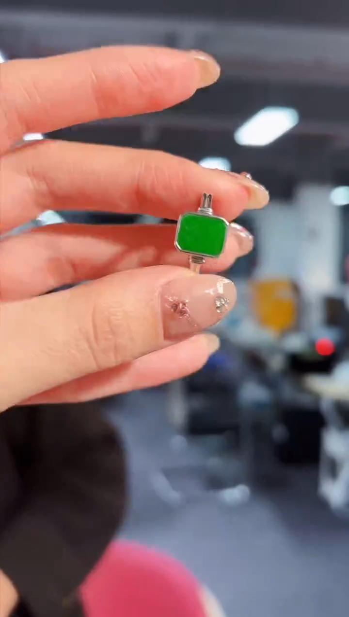 【闪购商品】翡翠戒指未镶嵌缅料A货/支持复检/一件