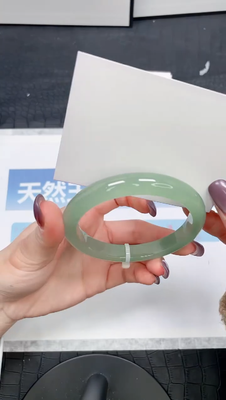 【闪购商品】石英质玉手镯未镶嵌286-62