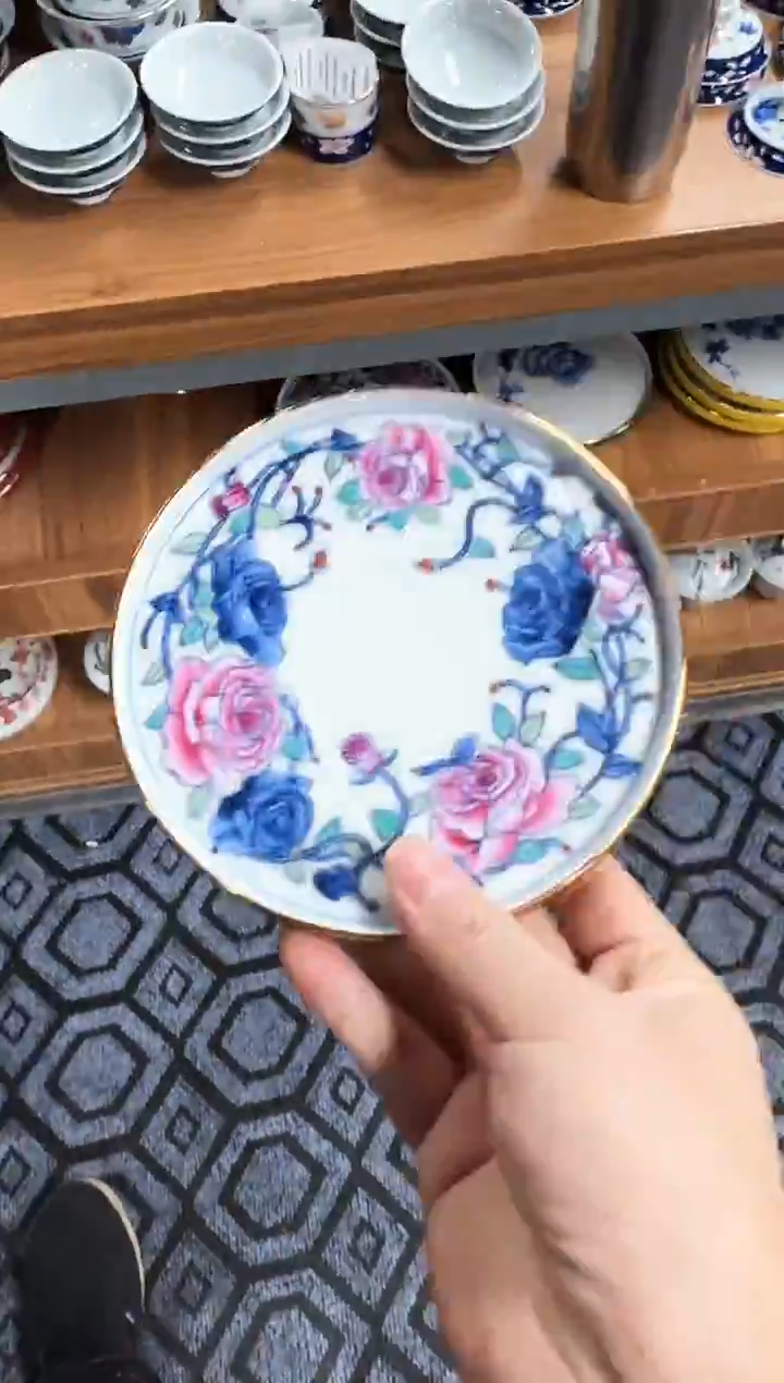 千万仓库 早点炸完回家过年 茶具