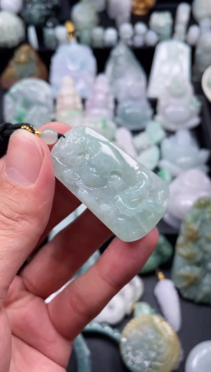 翡翠未镶嵌颈饰天然翡翠a货