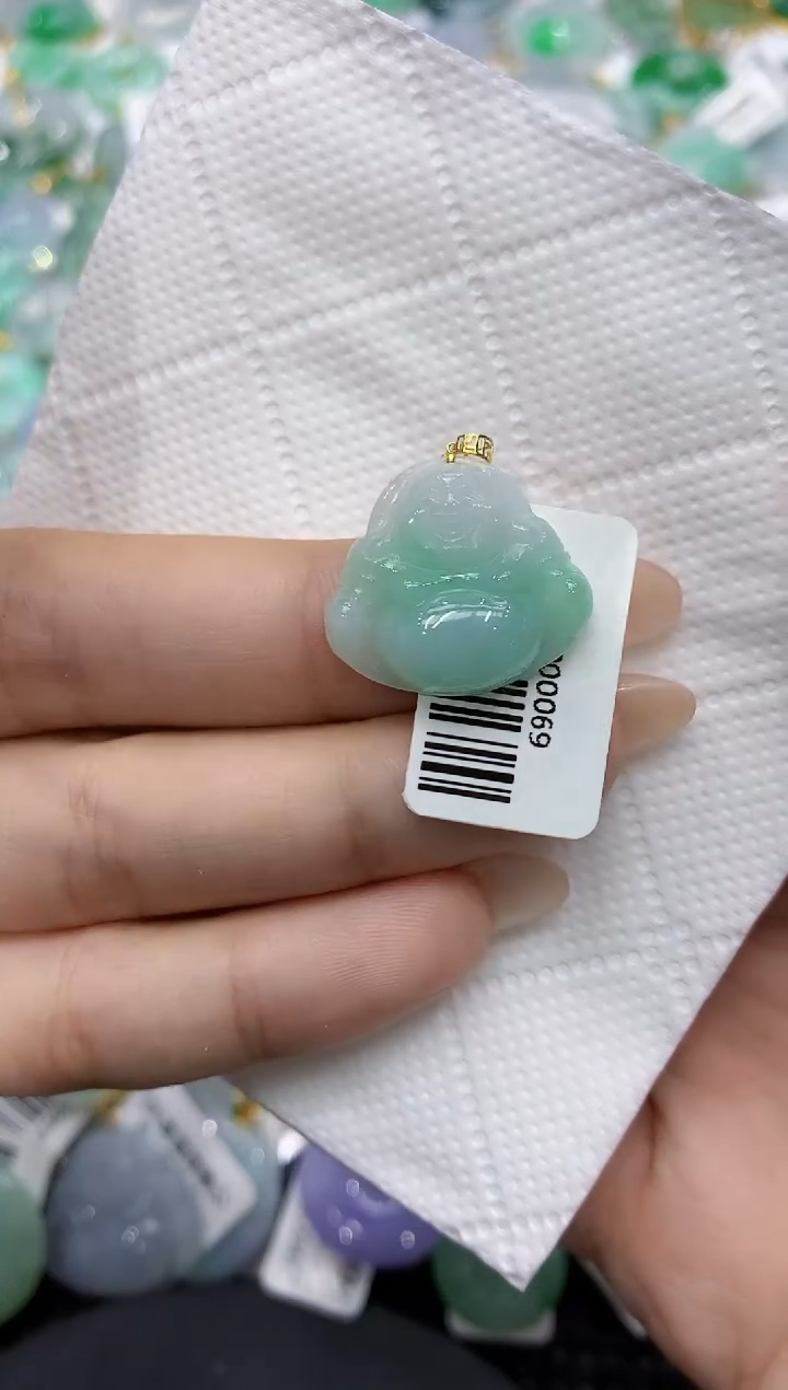 颈饰18K金镶嵌翡翠111111111111