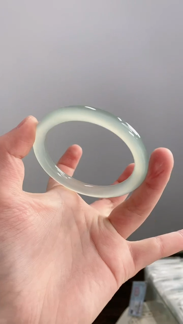 【闪购商品】玛瑙/玉髓手镯未镶嵌56圈圆条