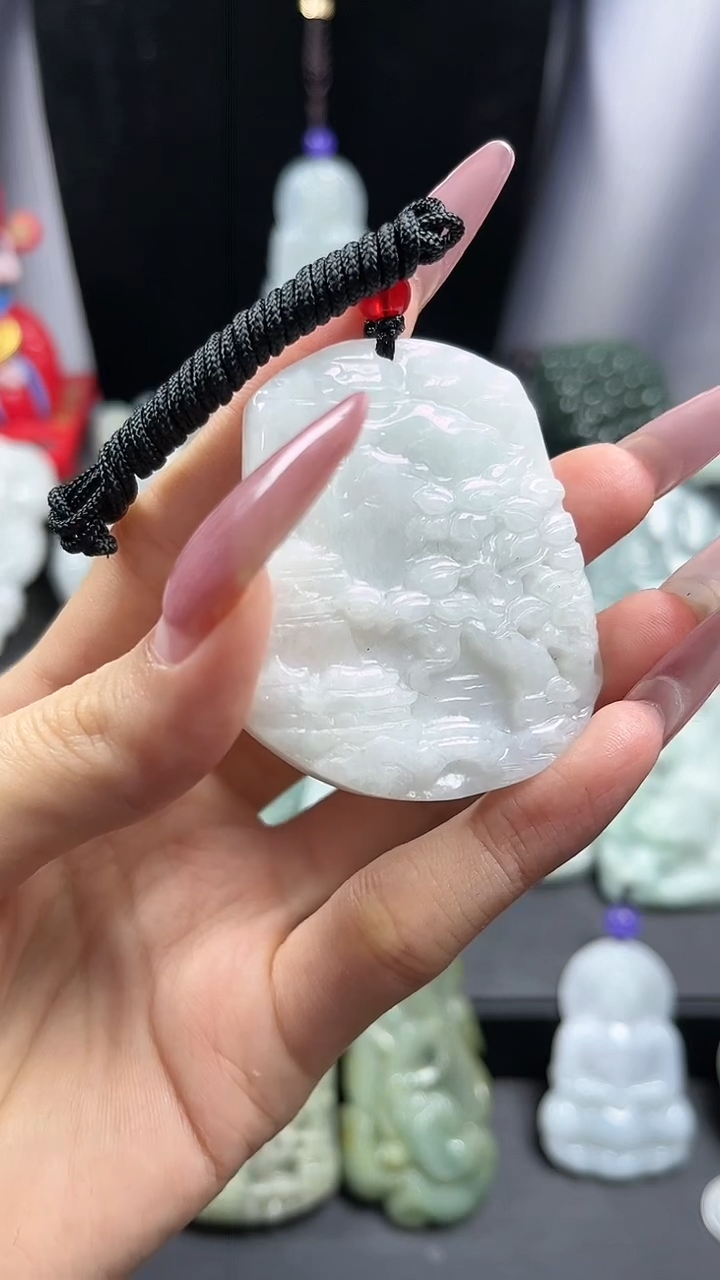 【闪购商品】翡翠颈饰未镶嵌山水牌