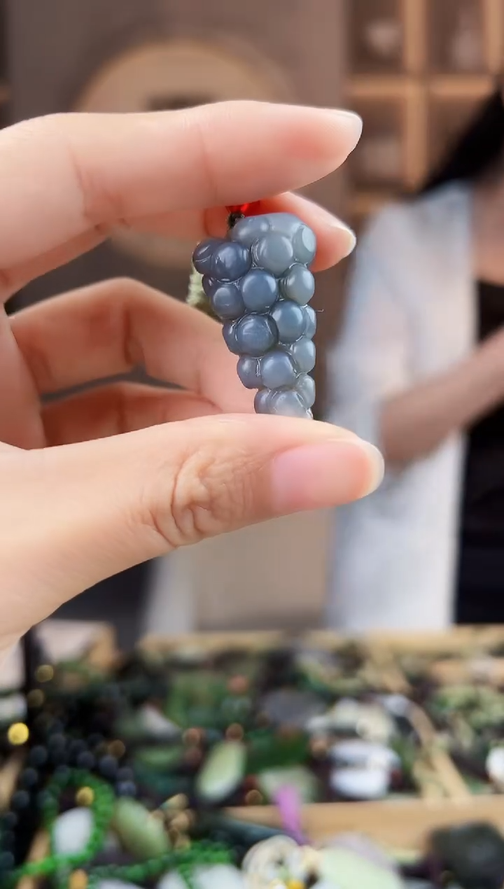 颈饰未镶嵌和田玉拍一发一，多样性发货