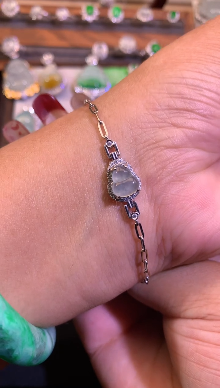 【闪购商品】翡翠手链未镶嵌缅甸天然A货翡翠