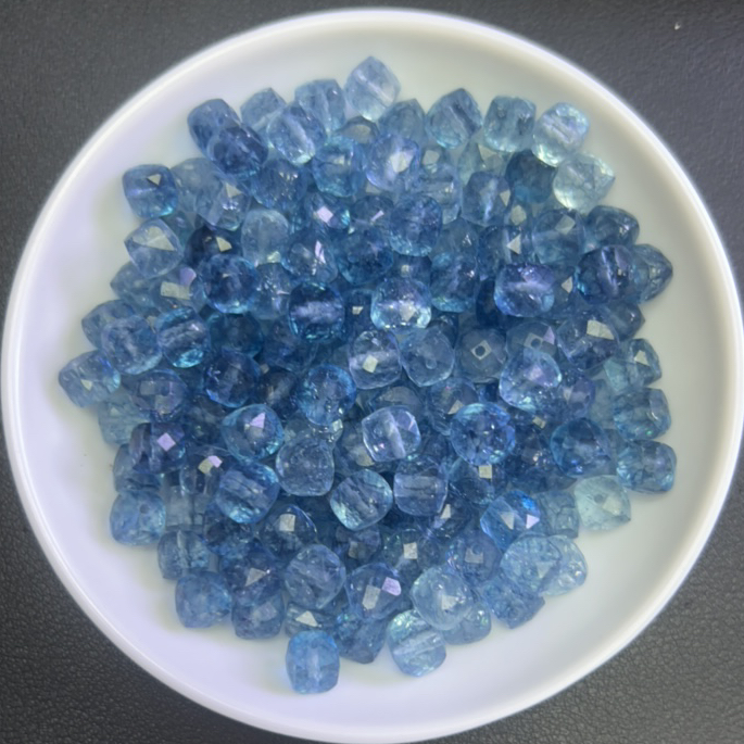 天然水晶散珠  蓝幽灵方糖Y2752 8MM 30颗（赠弹力线）