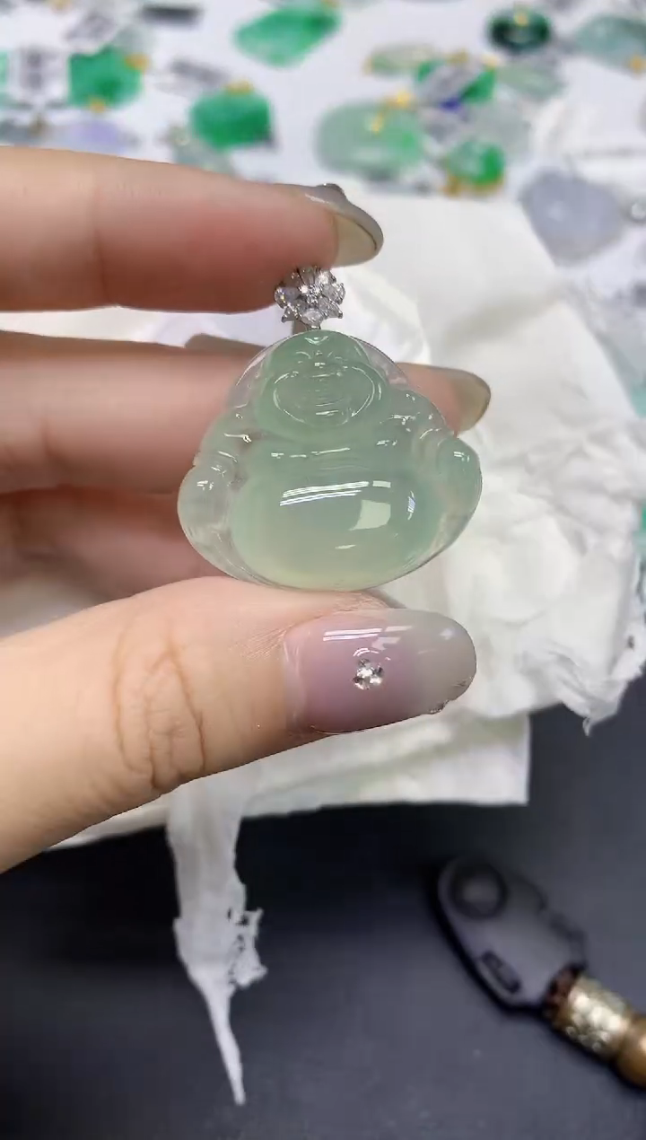 颈饰18K金镶嵌翡翠天然缅甸翡翠A货百元以上9元证书费自理