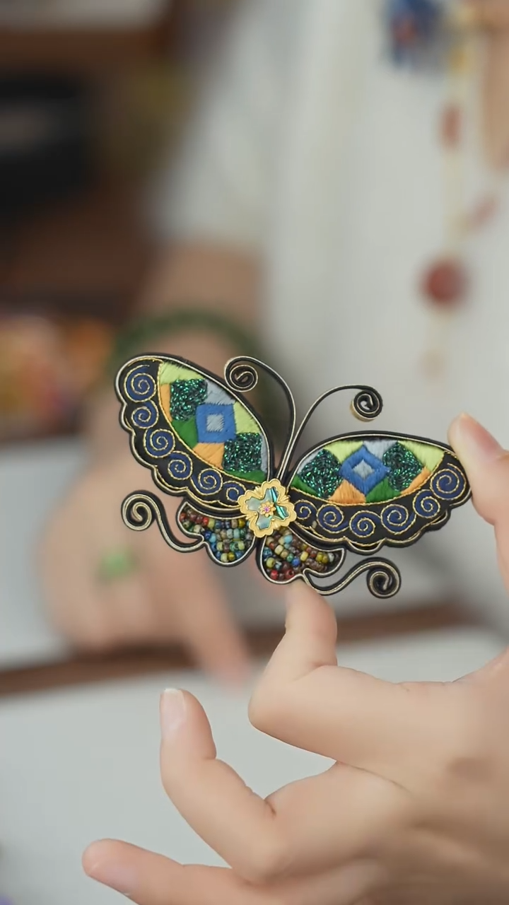 刺绣闪购纯手工非遗国风饰品