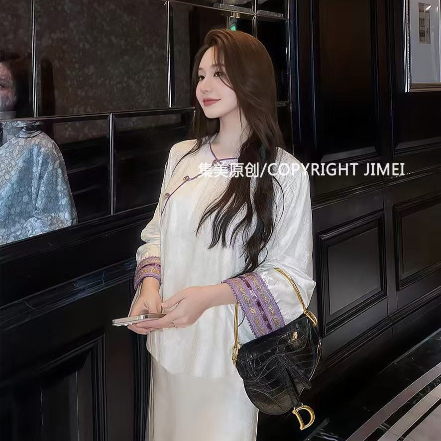 气质圆领轻奢时尚显瘦百搭春夏宽松网红上衣薄款夏季