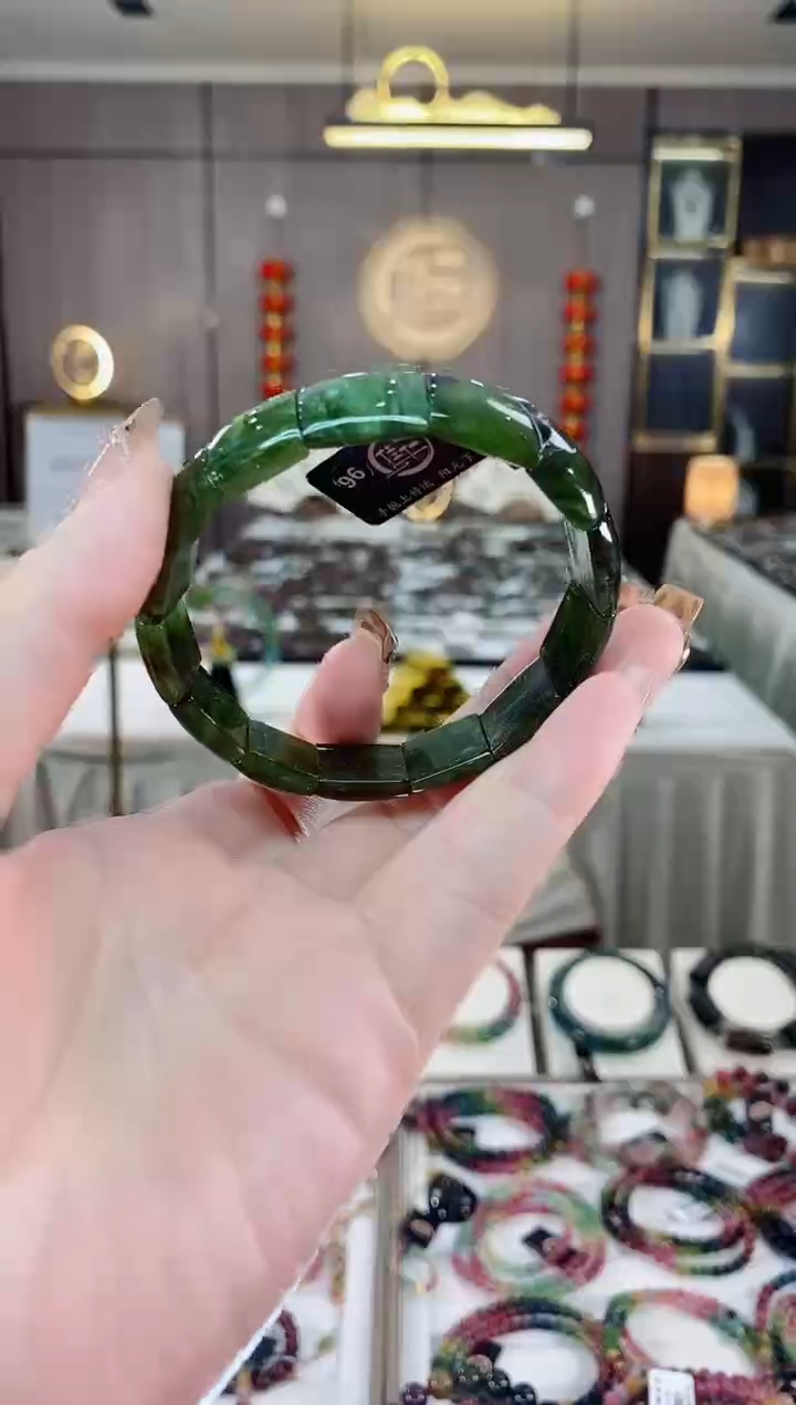【闪购商品】绿色碧玺镯牌未镶嵌碧玺一物一证dan