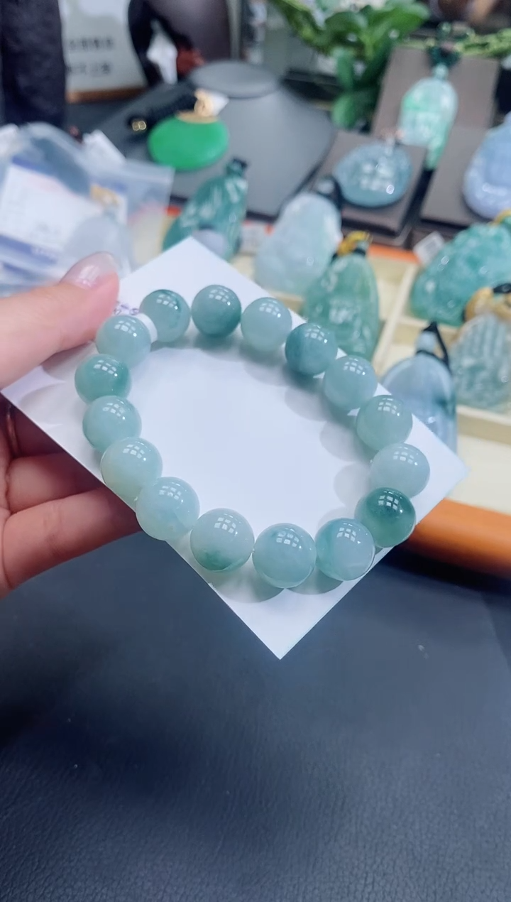 颈饰未镶嵌翡翠缅甸天然翡翠
