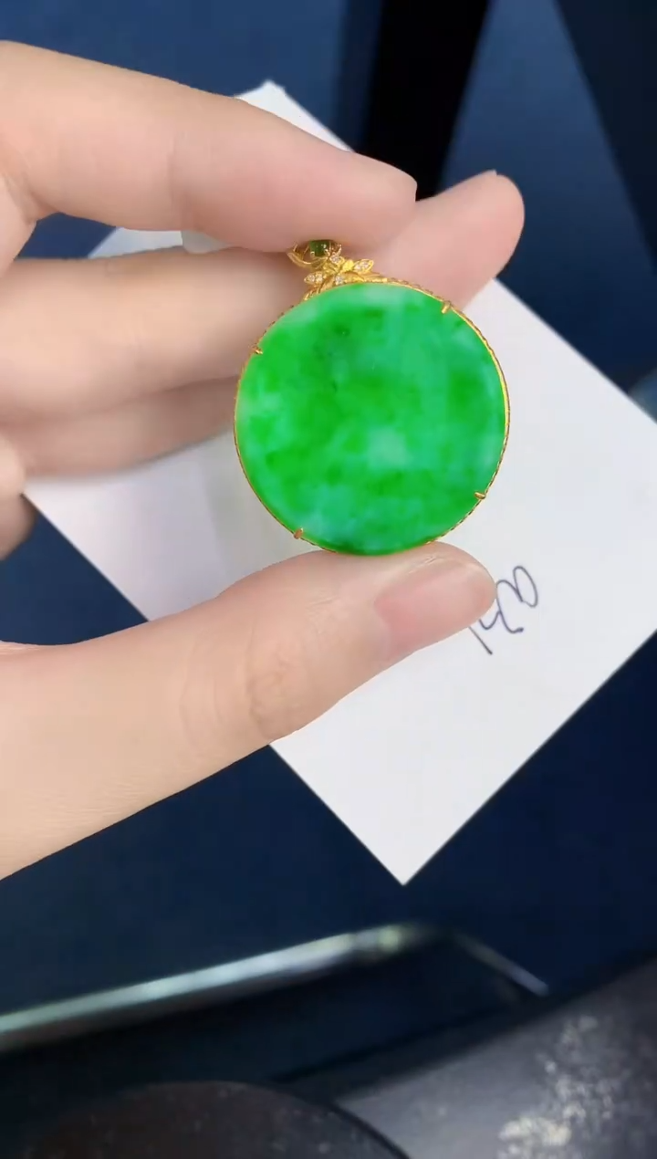 【闪购商品】翡翠颈饰18K金镶嵌000000000