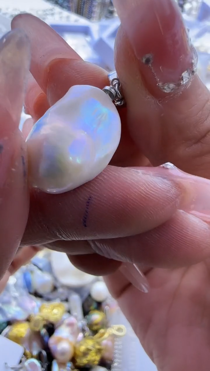 【闪购商品】淡水珍珠吊坠未镶嵌393