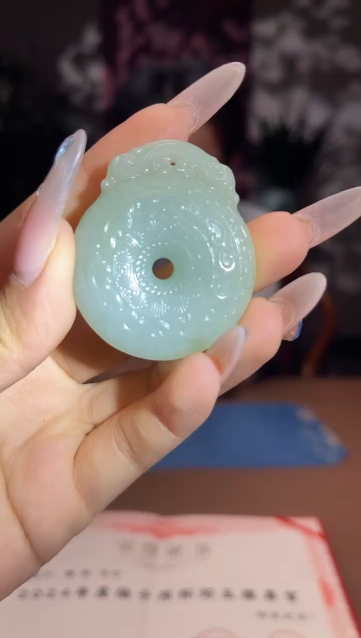 和田玉未镶嵌颈饰A023