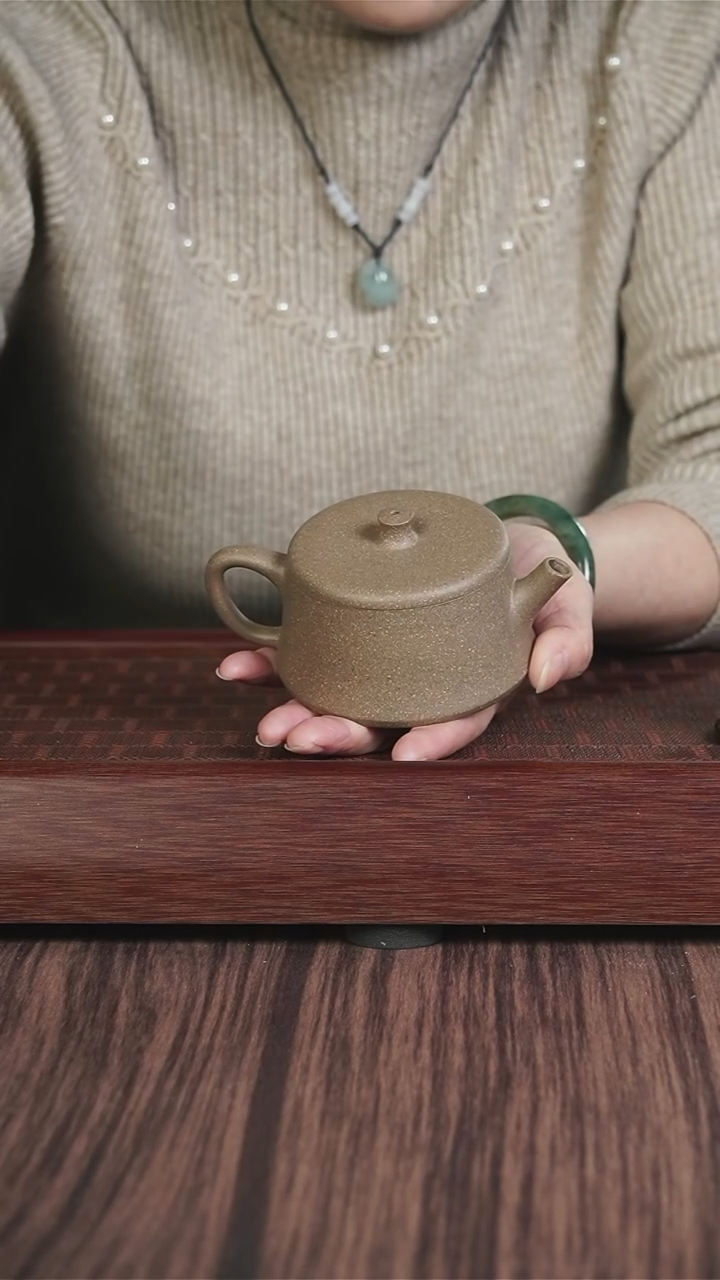 【闪购商品】紫砂茶壶老段泥  云柱