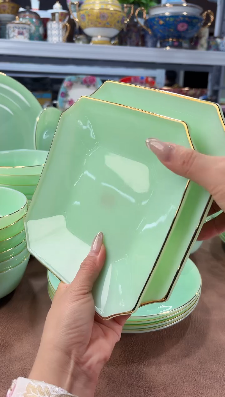 玉瓷7.5英寸方盘2只