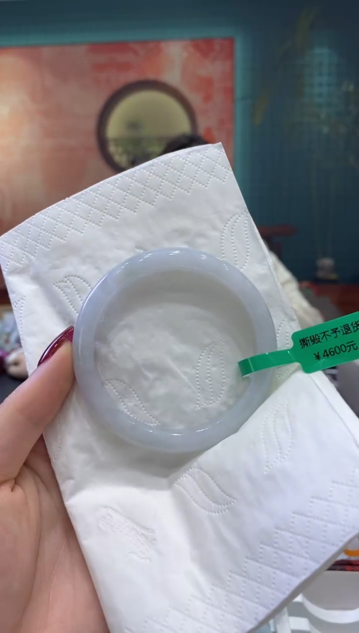 【闪购商品】翡翠手镯未镶嵌多人02292