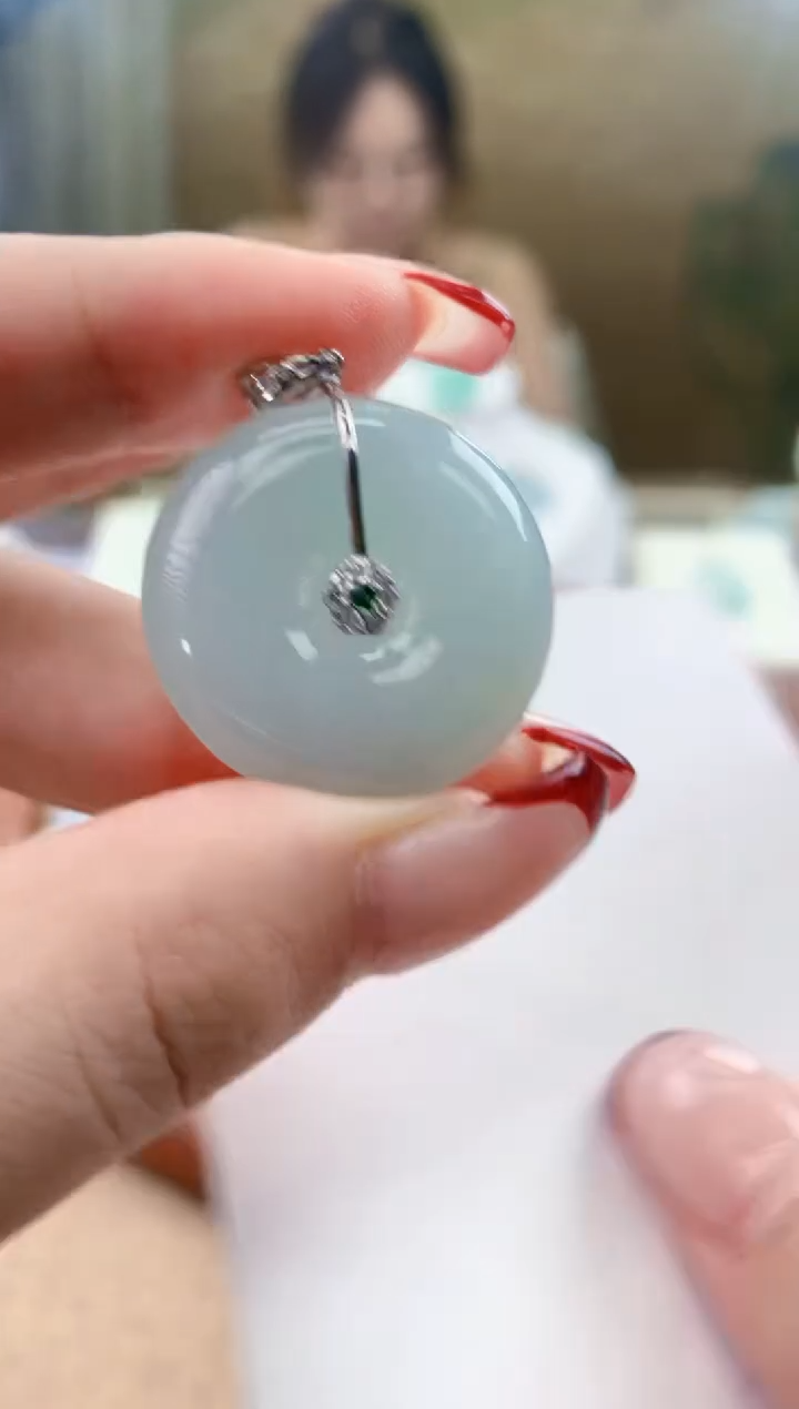 翡翠未镶嵌颈饰天然A货翡翠挂件