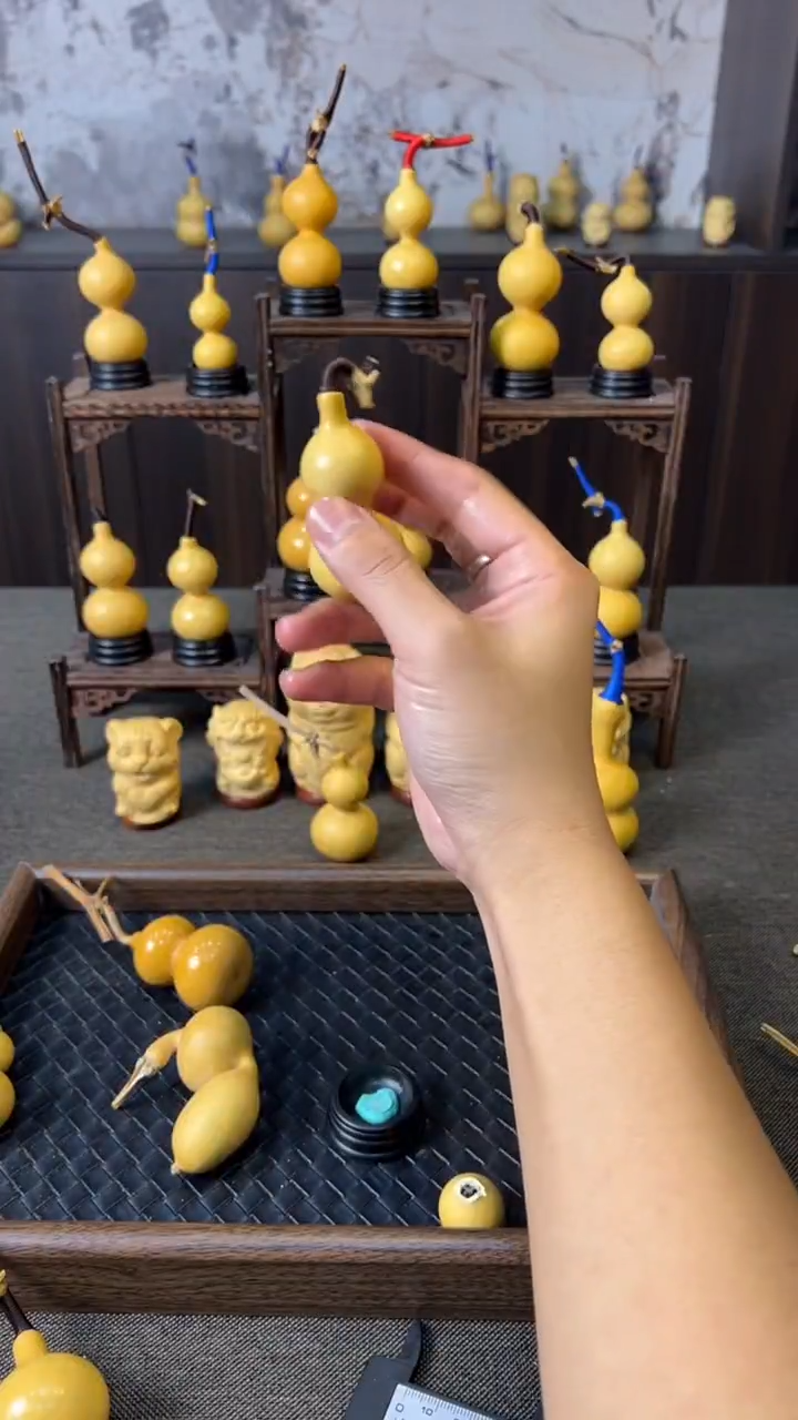 木质金*金文玩葫芦手把件