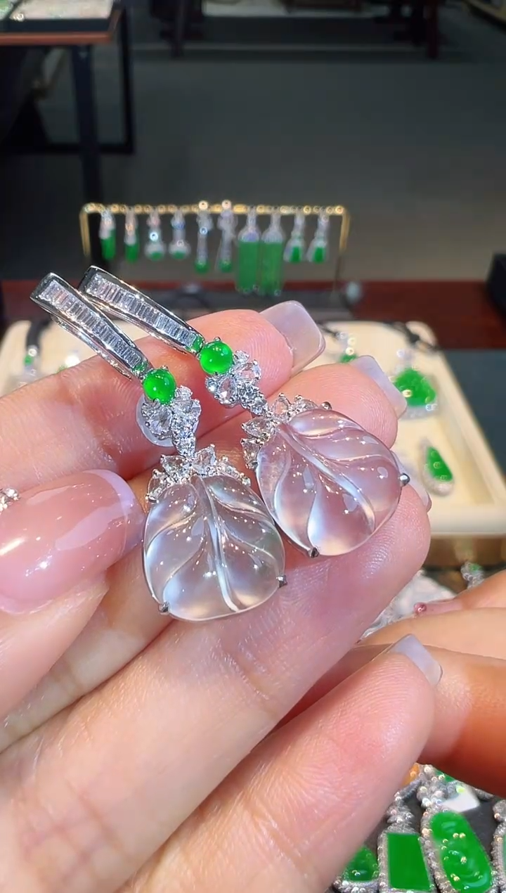 【闪购商品】翡翠耳饰18K金镶嵌翡翠