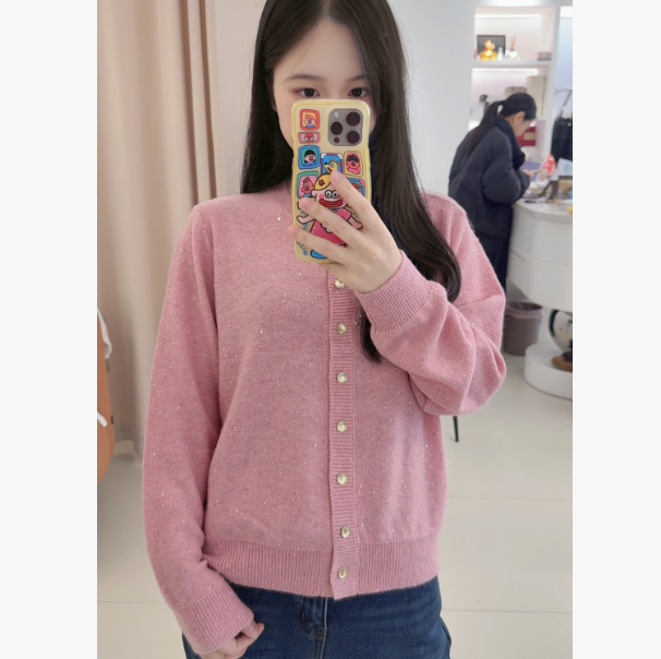 冬款百搭气质亮片细闪金扣圆领针织开衫(毛衣易起球介意勿拍)