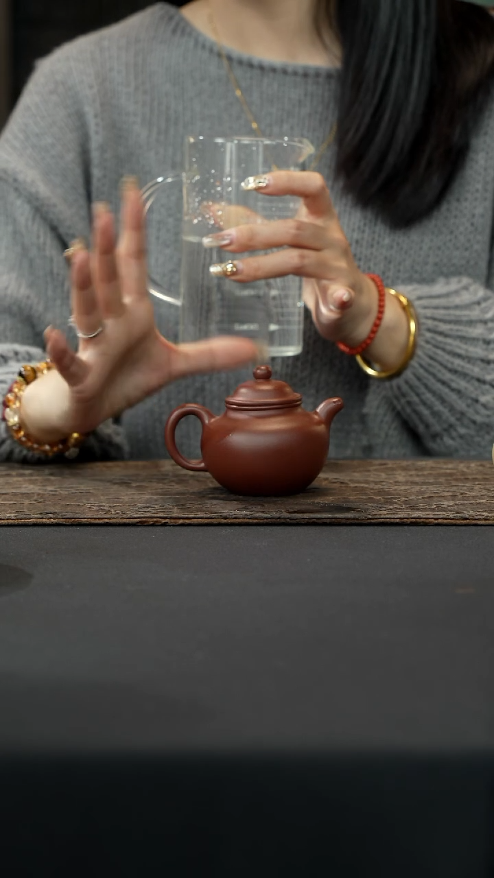 【闪购商品】紫砂茶壶掇球壶清水泥150cc