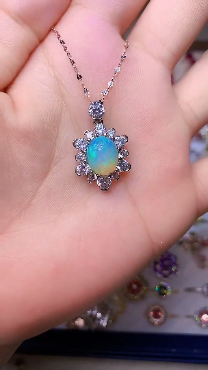 【闪购商品】欧泊颈饰银S925镶嵌0000