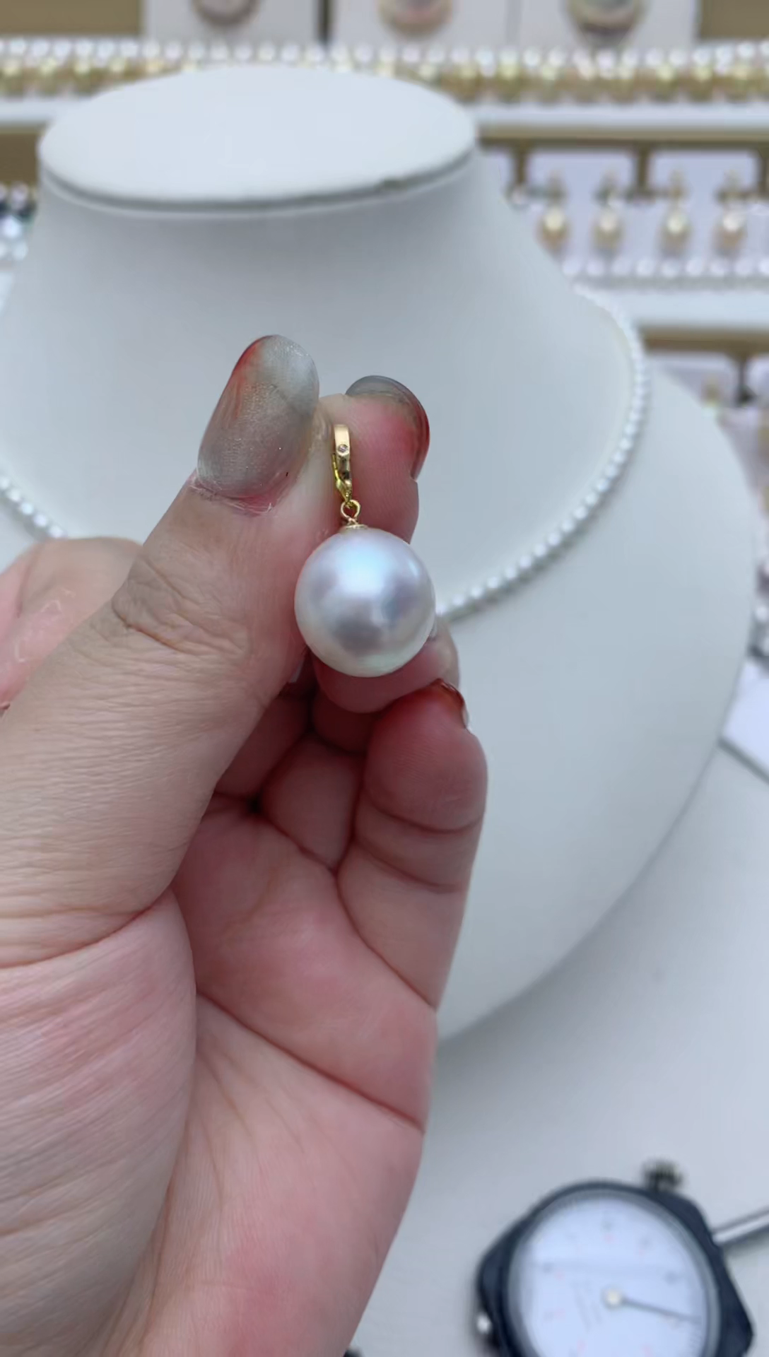 【闪购商品】海水珍珠颈饰18K金镶嵌q25