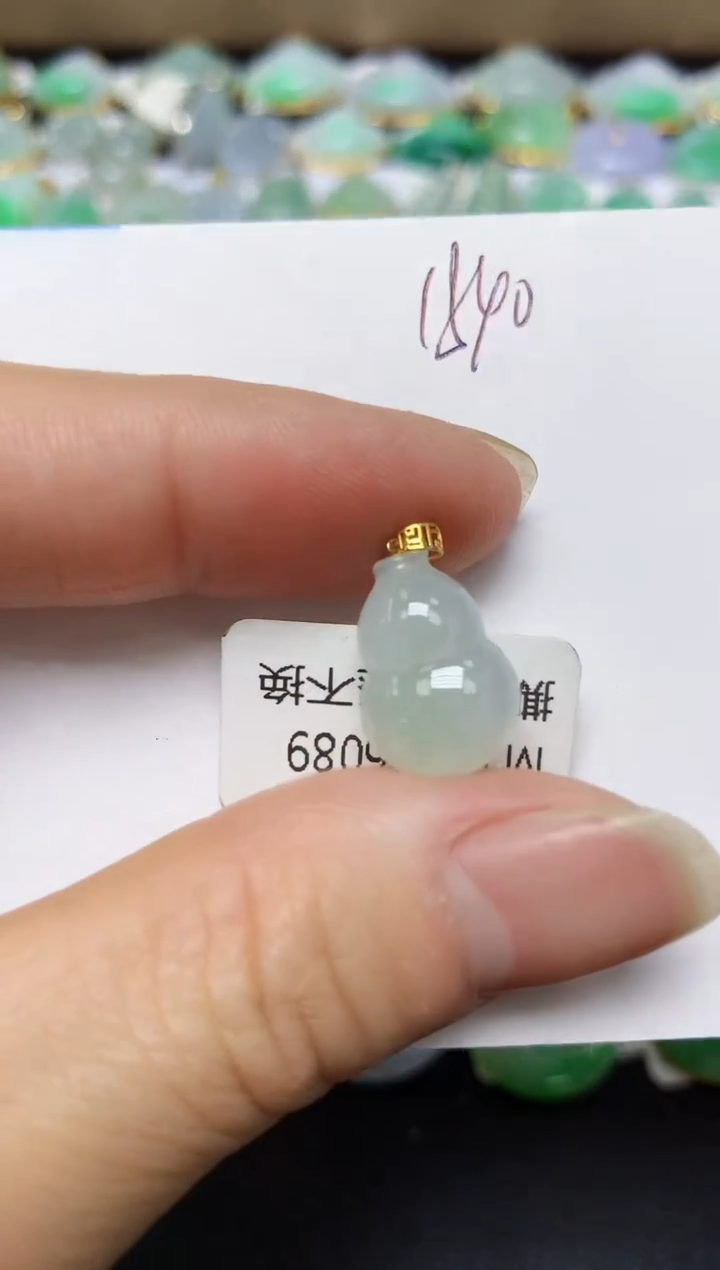 翡翠18K金镶嵌颈饰 天然翡翠A货