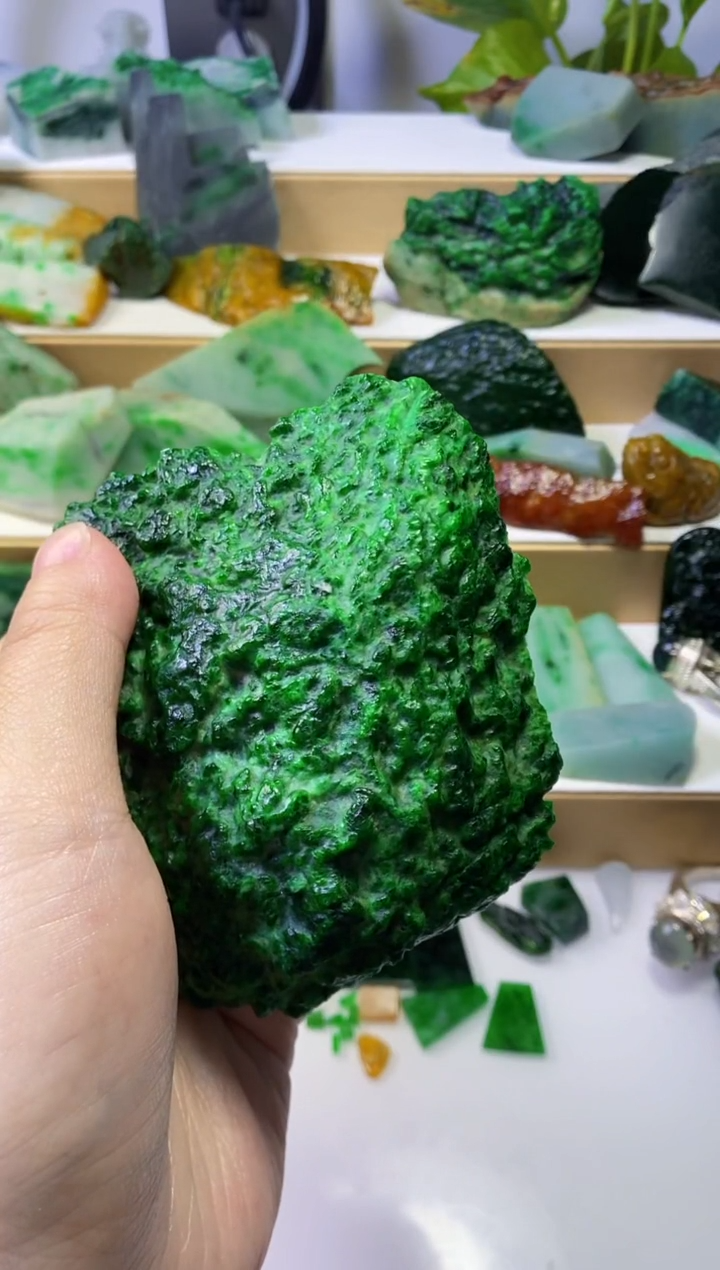 颈饰未镶嵌翡翠云*月302天然翡翠