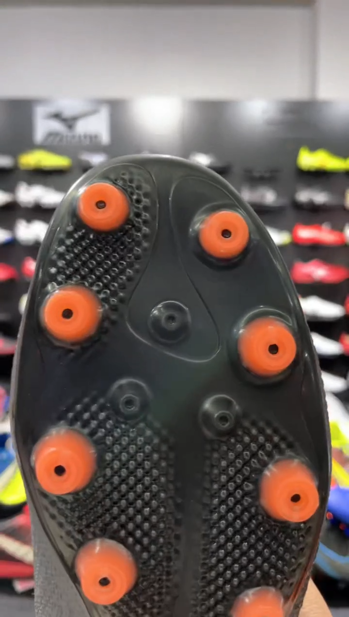 盘***儿黑橙色AG 42 价格599