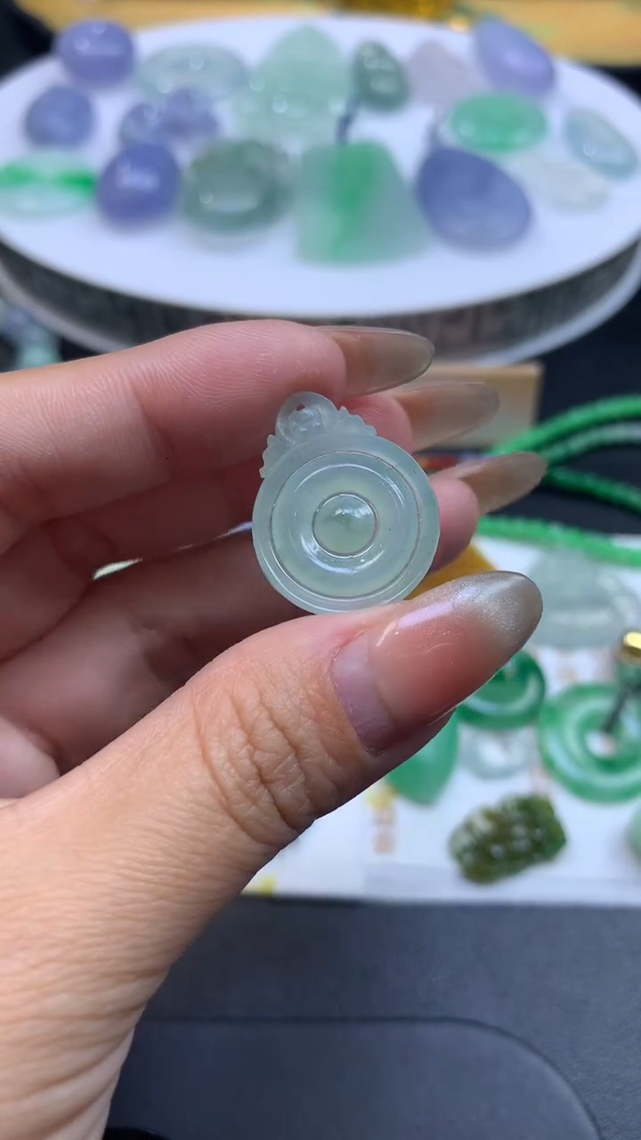 【闪购商品】定制翡翠未镶嵌翡翠