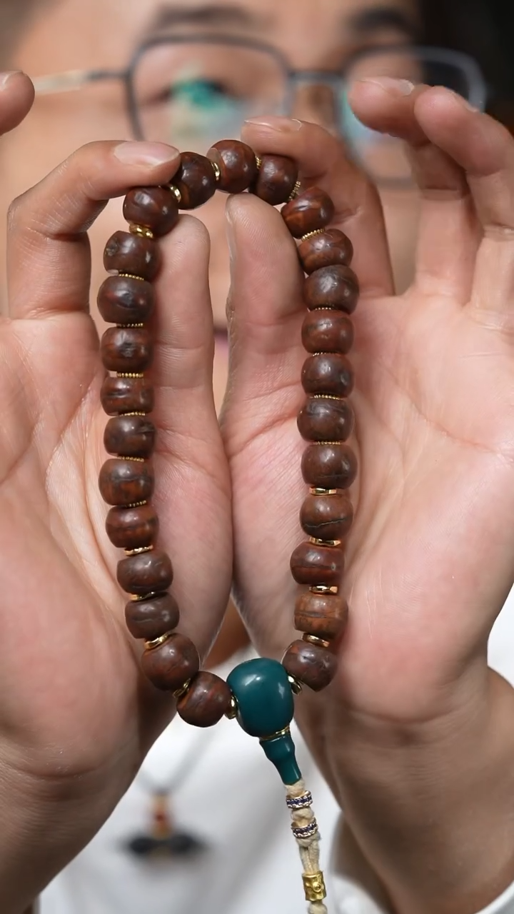 【闪购商品】老凤眼（多样性发货，发其一）