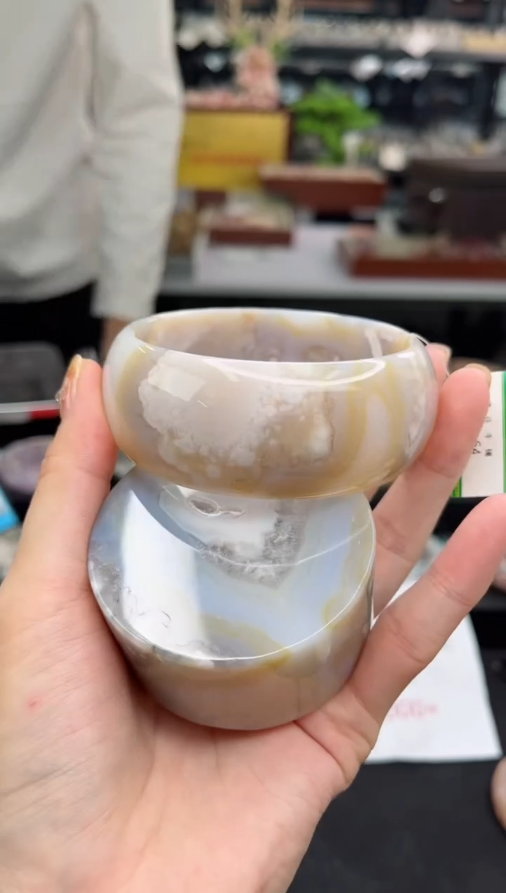 【闪购商品】石英质玉手镯未镶嵌64圈口（不退不换）1650758